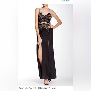 Elegant Black Lace Evening Gown NWT